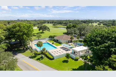 3300 W Rolling Hills Cir, Unit #704, Davie, FL 33328 - Photo 36