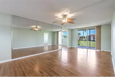 9720 S Hollybrook Lake Dr, Unit #205, Pembroke Pines, FL 33025 - Photo 8