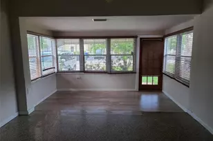 904 SE 13th St, Fort Lauderdale, FL 33316 - Photo 2