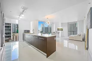 475 Brickell Ave, Miami, FL 33131 - Photo 4