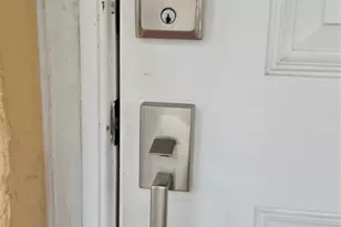 7895 W 29th Ln, Hialeah, FL 33018 - Photo 34