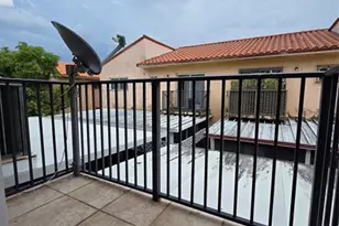 7895 W 29th Ln, Hialeah, FL 33018 - Photo 32