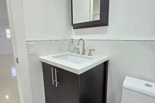 7895 W 29th Ln, Hialeah, FL 33018 - Photo 24