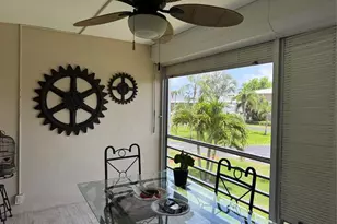 25 SE 13th St, Boca Raton, FL 33432 - Photo 8