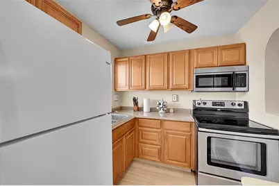 9380  Sunrise Lakes Blvd, Unit #206, Sunrise, FL 33322 - Photo 4