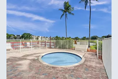 9235  Lagoon Pl, Unit #207, Davie, FL 33324 - Photo 40