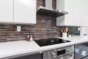 2748 NW 9th Ln, Wilton Manors, FL 33311 - Photo 20