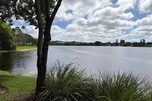 6903 Julia Gardens Dr, Coconut Creek, FL 33073 - Photo 12