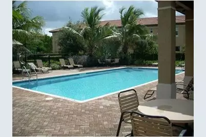 6903  Julia Gardens Dr, Coconut Creek, FL 33073 - Photo 14