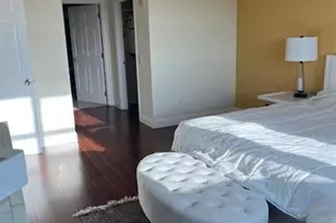 14951 Royal Oaks Ln, North Miami, FL 33181 - Photo 4