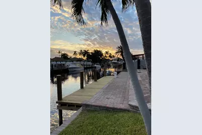 200 SE 11th St, Pompano Beach, FL 33060 - Photo 30