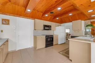 1774 NW 39th Pl, Oakland Park, FL 33309 - Photo 12