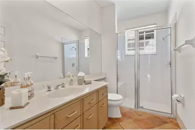 8170  Hampton Wood Dr, Boca Raton, FL 33433 - Photo 16