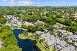 8170 Hampton Wood Dr, Boca Raton, FL 33433 - Photo 4