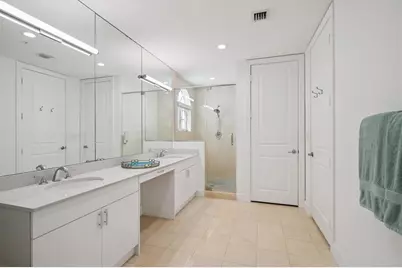 63  Isle Of Venice Dr, Unit #63, Fort Lauderdale, FL 33301 - Photo 16