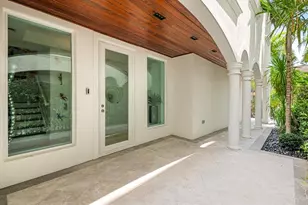 63 Isle of Venice Dr, Fort Lauderdale, FL 33301 - Photo 2