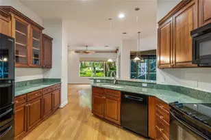 9017 Englewood Ct, Vero Beach, FL 32963 - Photo 6