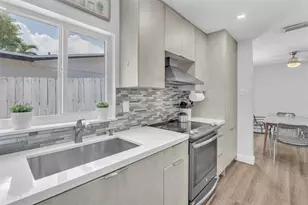 1121 N 66 Terrace, Hollywood, FL 33024 - Photo 14