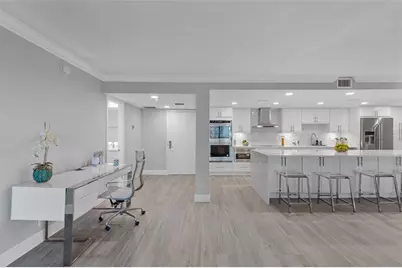777  Bayshore Dr, Unit #705, Fort Lauderdale, FL 33304 - Photo 4