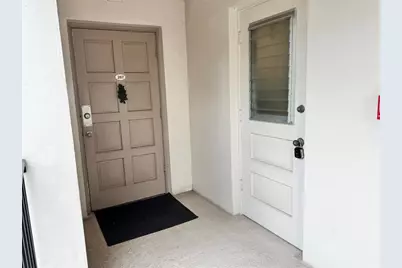 2850 N Palm Aire Drive, Unit #207, Pompano Beach, FL 33069 - Photo 8