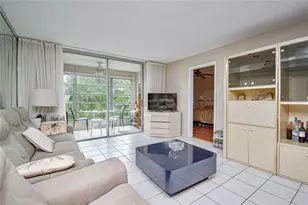 9460 Sunrise Lakes Blvd, Sunrise, FL 33322 - Photo 4