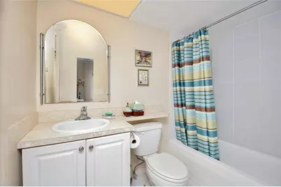 9460  Sunrise Lakes Blvd, Unit #202, Sunrise, FL 33322 - Photo 14