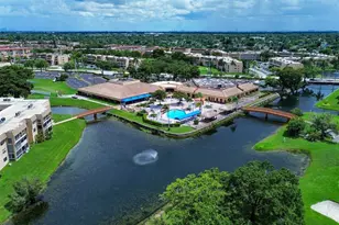 9460 Sunrise Lakes Blvd, Sunrise, FL 33322 - Photo 16