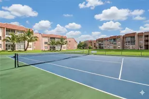 9460 Sunrise Lakes Blvd, Sunrise, FL 33322 - Photo 28