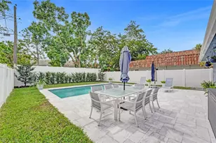 1280 NE 40th St, Oakland Park, FL 33334 - Photo 6