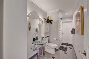 1280 NE 40th St, Oakland Park, FL 33334 - Photo 28