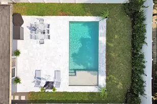 1280 NE 40th St, Oakland Park, FL 33334 - Photo 2