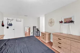 8621 NW 46th Ct, Lauderhill, FL 33351 - Photo 26