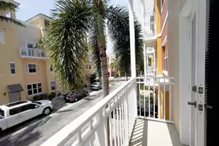 2343 Vintage Dr, Lighthouse Point, FL 33064 - Photo 14