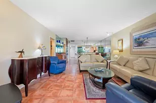 2206 S Cypress Bend Dr, Pompano Beach, FL 33069 - Photo 10