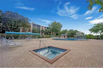 2206 S Cypress Bend Dr, Unit #208, Pompano Beach, FL 33069 - Photo 30