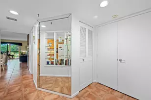 2206 S Cypress Bend Dr, Pompano Beach, FL 33069 - Photo 24