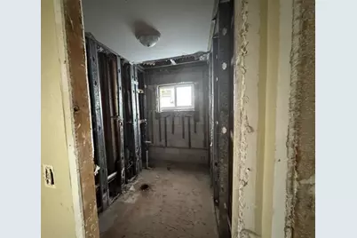 9020 NW 24th Pl, Sunrise, FL 33322 - Photo 4