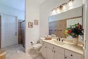 1673 Victoria Pointe Cir, Weston, FL 33327 - Photo 36