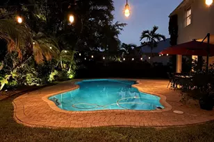 1673 Victoria Pointe Cir, Weston, FL 33327 - Photo 92