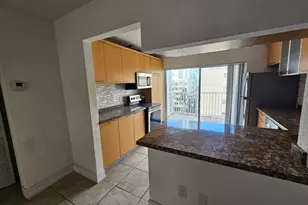 677 NE 24th St, Miami, FL 33137 - Photo 4