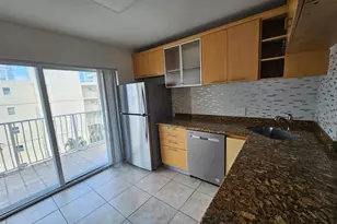 677 NE 24th St, Miami, FL 33137 - Photo 2