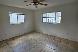 677 NE 24th St, Miami, FL 33137 - Photo 16