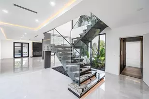 10201 SW 64th St, Miami, FL 33173 - Photo 6