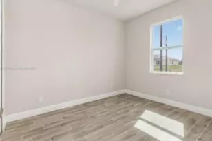 321 Neighborly Rd, Labelle, FL 33935 - Photo 10