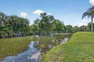 126 Sparrow Dr, Royal Palm Beach, FL 33411 - Photo 20