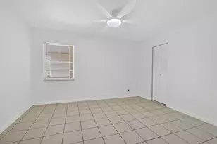 126 Sparrow Dr, Royal Palm Beach, FL 33411 - Photo 12