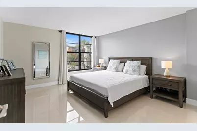 16  Royal Palm Way, Unit #302, Boca Raton, FL 33432 - Photo 18