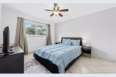 1000 SE 15th St, Unit #103, Fort Lauderdale, FL 33316 - Photo 4