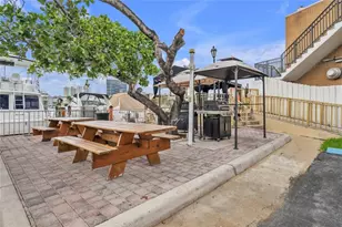 100 Golden Isles Dr, Hallandale Beach, FL 33009 - Photo 32