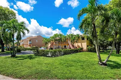 4280 NW 114th Ter, Coral Springs, FL 33065 - Photo 4